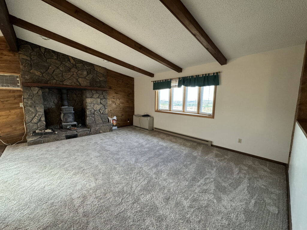 11825 highway 26 living room