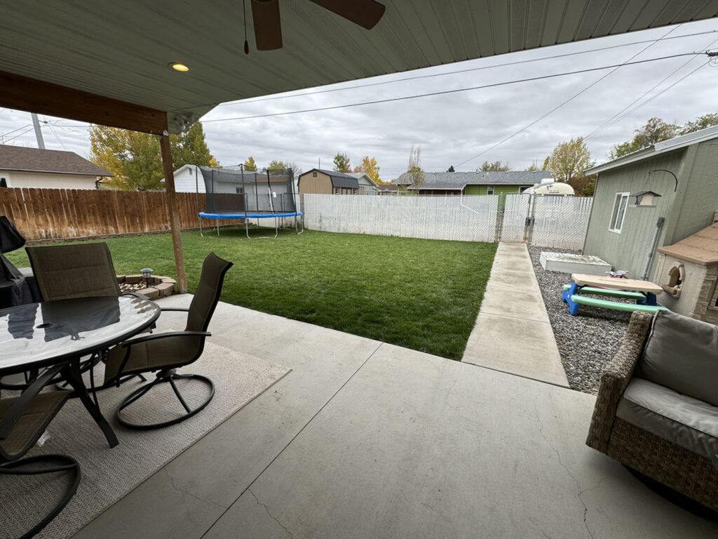 1303 aspen covered patio 2