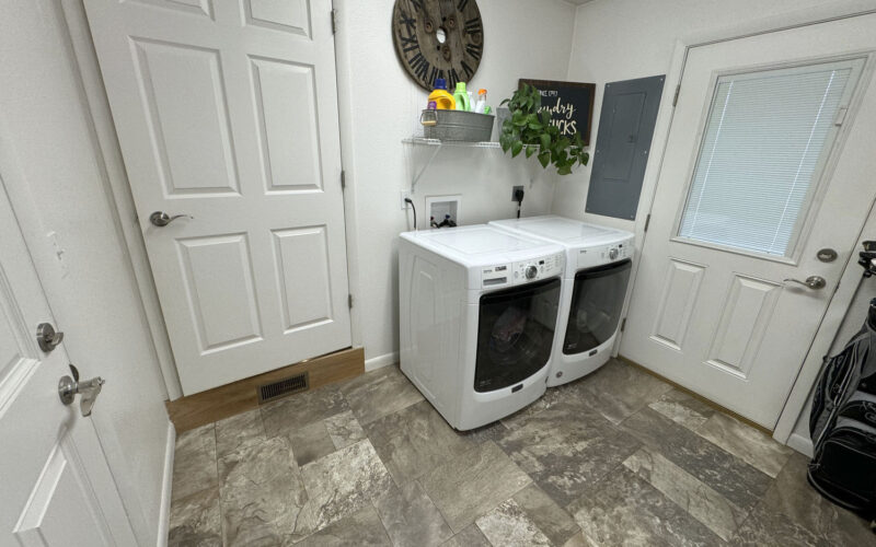 1303 aspen laundry 2