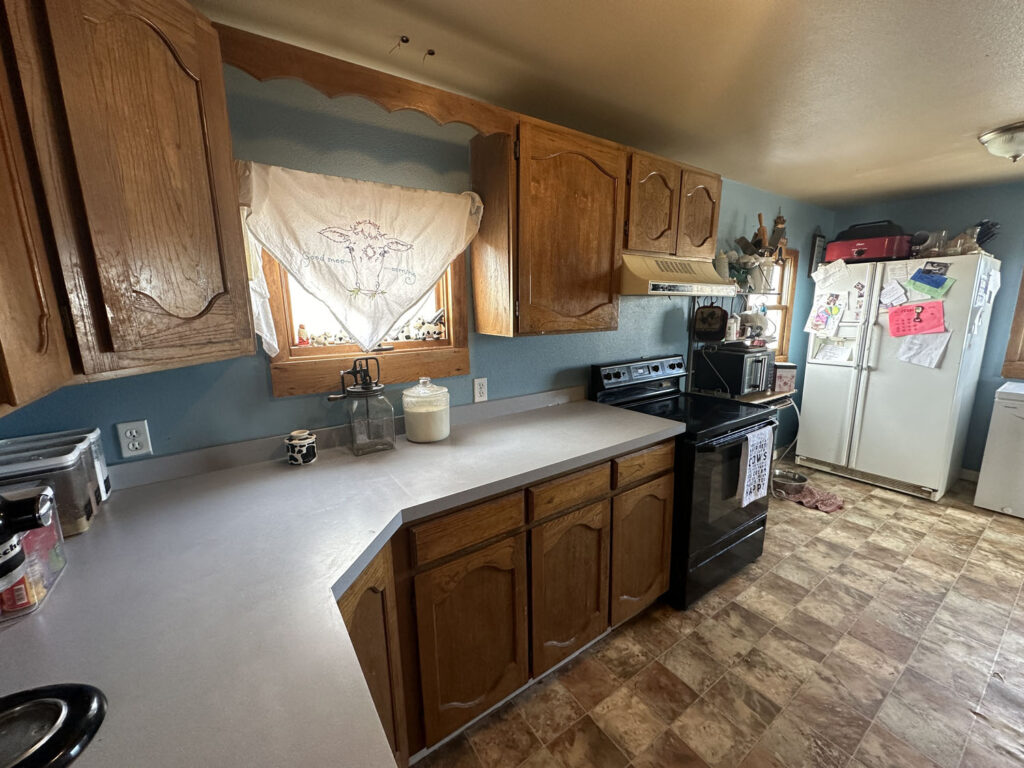 1349 Missouri Valley Kitchen 4