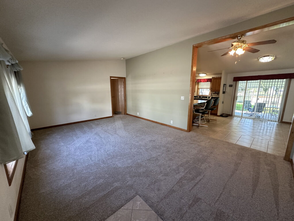 1628 n smith living room 2