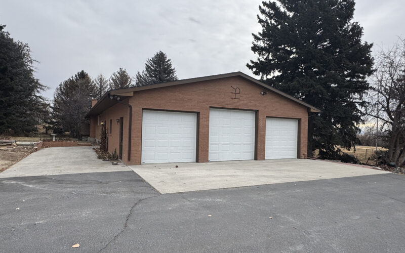 1796 n 8th w garage exterior