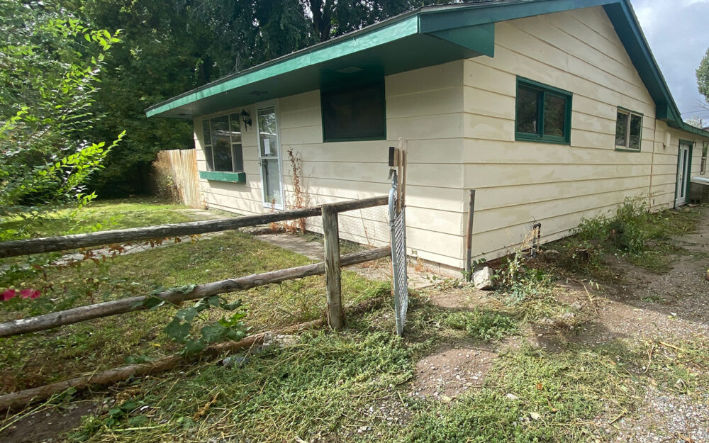 Country Living on the Edge of Town at 18 Pleasant Drive