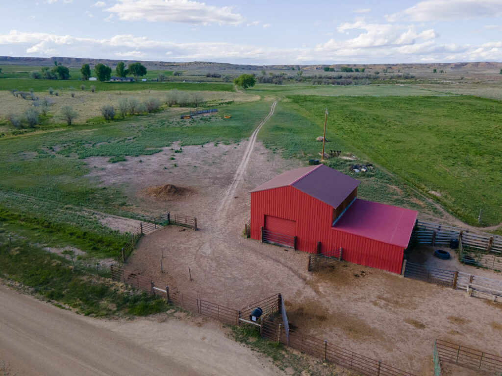 341 tunnel hill barn view