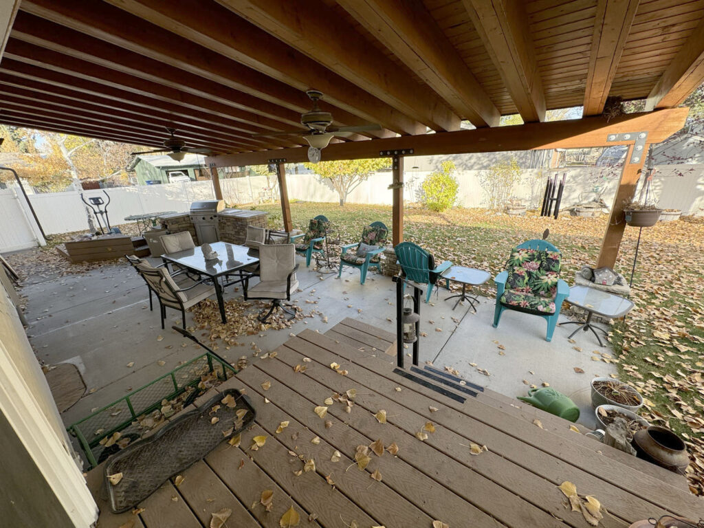 409 northpointe Back Covered Patio