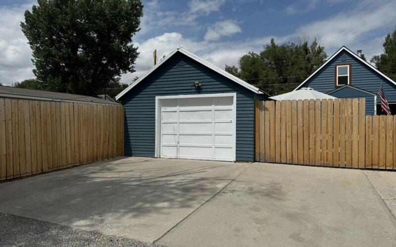 510 E Monroe garage