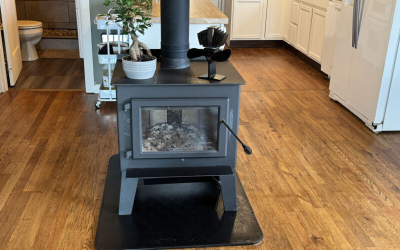 510 E Monroe stove