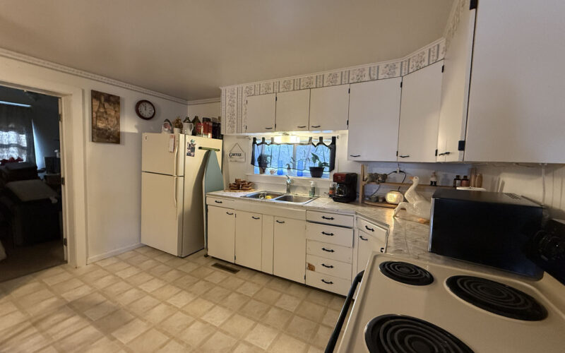 520 s 3rd e kitchen 2