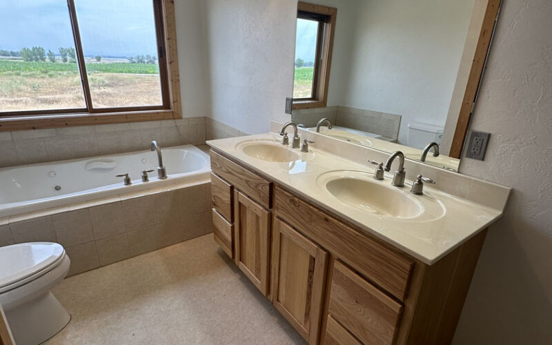 59 goose knob masterbath