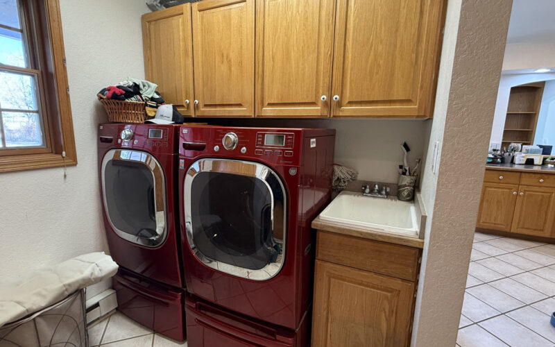 6659 riverview laundry